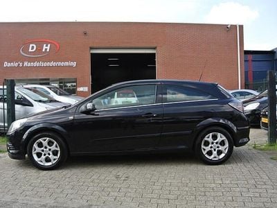 Opel Astra GTC