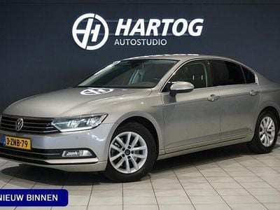 Grijs Occasion 2015 VW Passat Comfortline Sedan | € 12.950 (Eerlijke prijs)