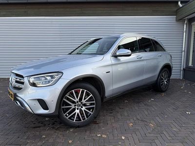 Grijs Gebruikt 2021 Mercedes GLC300 Premium SUV | € 39.985 (Goede deal)