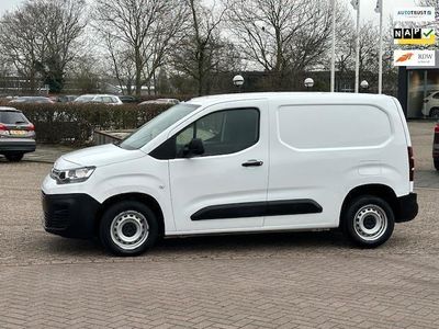 tweedehands Citroën Berlingo 1.2 PureTech Club,bj.2021,kleur:wit,airco,navigatie,1e eigenaar,NAP met 49694 km.BTW auto,APK 04/2025,schuifdeur.