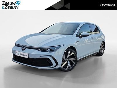 Wit Gebruikt 2021 VW Golf VIII Business Hatchback | € 24.440 (Goede deal)