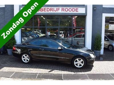 Zwart Gebruikt 2002 Mercedes CLK200 Avantgarde Coupé | € 7.499 (Eerlijke prijs)
