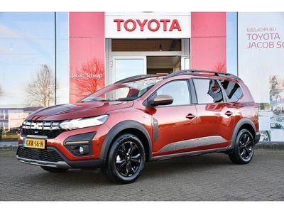 Bruin (metallic) Gebruikt 2024 Dacia Jogger Expression MPV | € 21.899 (Eerlijke prijs)