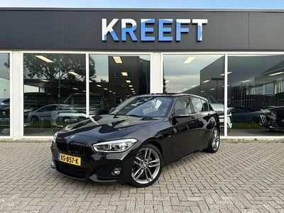 Zwart Gebruikt 2019 BMW 118 Executive Hatchback | € 19.950 (Eerlijke prijs)