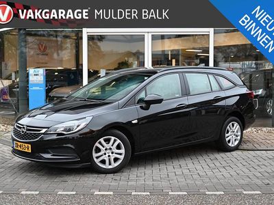Zwart Occasion 2019 Opel Astra Edition Stationwagen | € 11.695 (Eerlijke prijs)