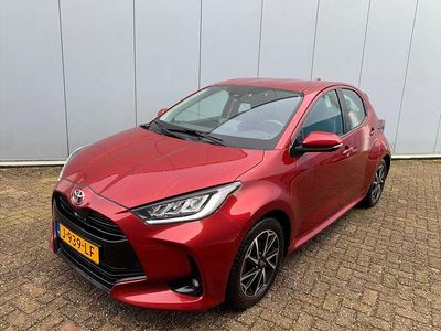 Rood Gebruikt 2020 Toyota Yaris Edition Hatchback | € 18.749 (Eerlijke prijs)