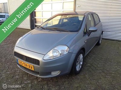 Occasion Fiat Grande Punto Emotion 95 PK (69 kW) 2006 Grijs Hatchback