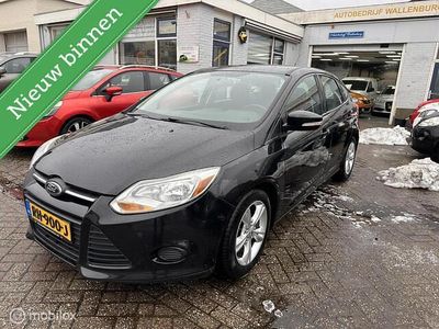 Zwart Occasion 2014 Ford Focus SE Hatchback | € 6.975