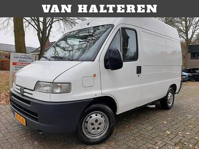 Wit Occasion 2000 Peugeot Boxer Van | € 3.999