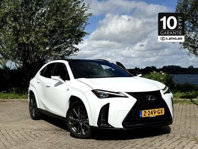 Lexus UX 250h