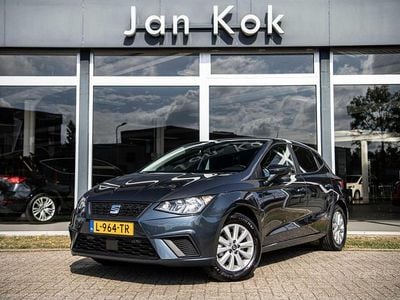 Grijs Occasion 2021 Seat Ibiza Business Hatchback | € 15.200 (Eerlijke prijs)