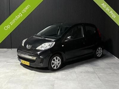 Zwart Gebruikt 2011 Peugeot 107 Sportium Hatchback | € 3.399 (Eerlijke prijs)