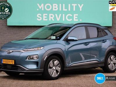 Blauw (metallic) Gebruikt 2020 Hyundai Kona Premium SUV | € 19.764 (Eerlijke prijs)