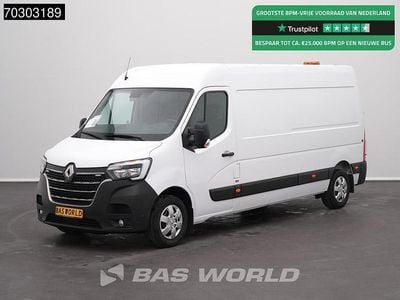 Wit Occasion 2023 Renault Master Van | € 18.250 (Goede deal)