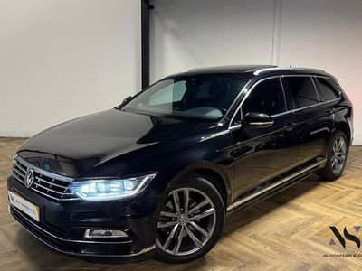 Zwart (metallic) Occasion 2019 VW Passat Highline Stationwagen | € 16.940 (Iets duurder)