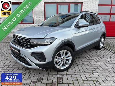 Grijs (metallic) Gebruikt 2024 VW T-Cross Edition SUV | € 26.750 (Eerlijke prijs)