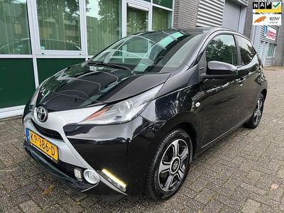 Zwart Occasion 2016 Toyota Aygo Sport Hatchback | € 4.750 (Eerlijke prijs)