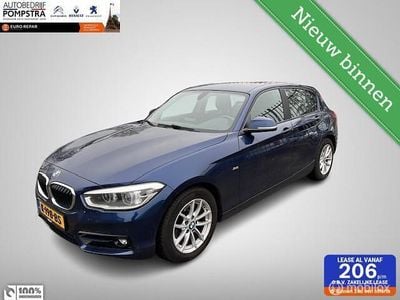 Blauw Gebruikt 2017 BMW 118 Sport Line Hatchback | € 12.744 (Goede deal)