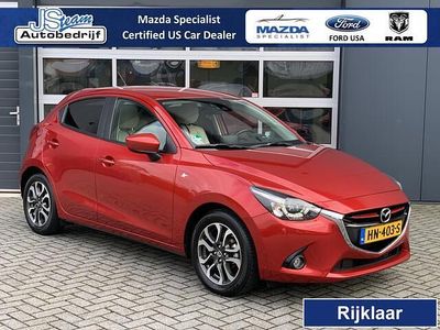 Rood Gebruikt 2015 Mazda 2 Hatchback | € 11.950 (Iets duurder)