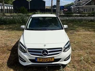 Mercedes B200