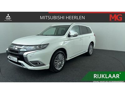 Wit Occasion 2021 Mitsubishi Outlander Intense SUV | € 24.950 (Eerlijke prijs)
