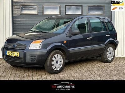 Grijs (metallic) Gebruikt 2008 Ford Fusion Cool & Sound Edition MPV | € 2.999 (Eerlijke prijs)