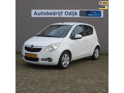Wit, metallic lak Occasion 2012 Opel Agila Edition Hatchback | € 4.750 (Eerlijke prijs)