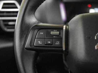 Occasion Citroën C4 PureTech 2024 Rood (metallic) SUV