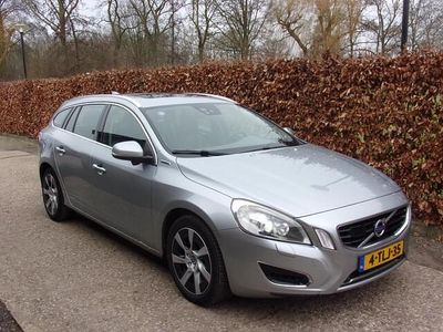 Grijs Occasion 2012 Volvo V60 Stationwagen | € 4.500 (Eerlijke prijs)