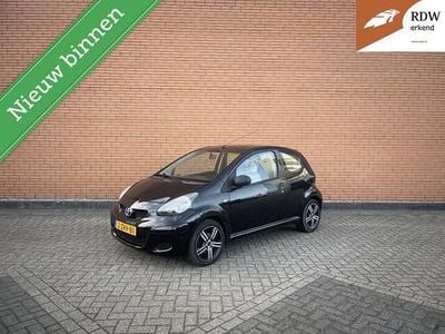 Occasion Toyota Aygo 68 PK (50 kW) 2011 Zwart Hatchback