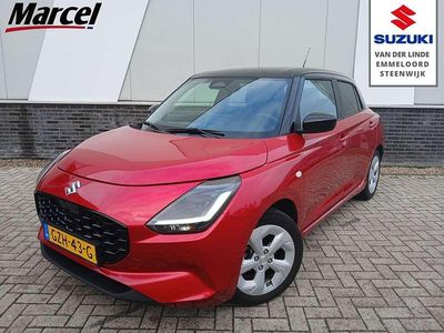 Rood Occasion 2025 Suzuki Swift Hatchback | € 19.900 (Eerlijke prijs)