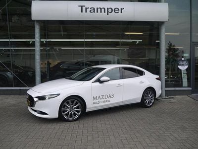 Wit Occasion 2025 Mazda 3 Exclusive-Line Sedan | € 36.995