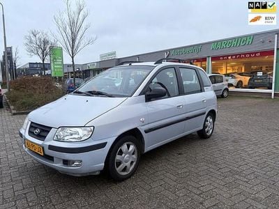 Grijs Gebruikt 2004 Hyundai Matrix Active MPV | € 1.950 (Eerlijke prijs)