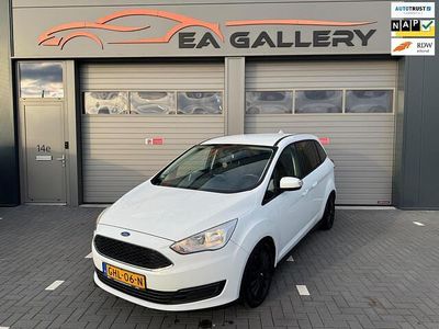 Wit (metallic) Gebruikt 2015 Ford Grand C-Max Ambiente MPV | € 7.500