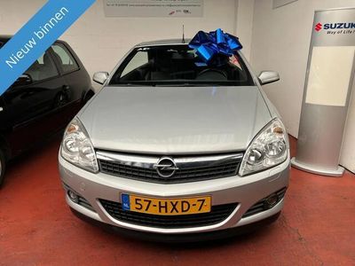 tweedehands Opel Astra Cabriolet TwinTop 1.8 Cosmo