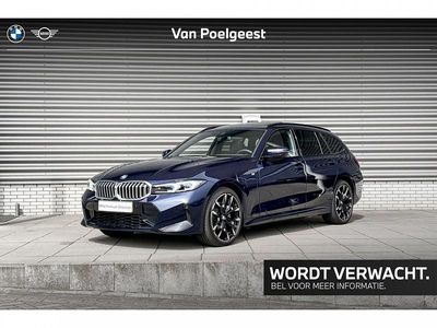 Occasion BMW 330e Basis 292 PK (214 kW) 2025 Bmw individual tansanit metallic (blauw metallic) Stationwagen