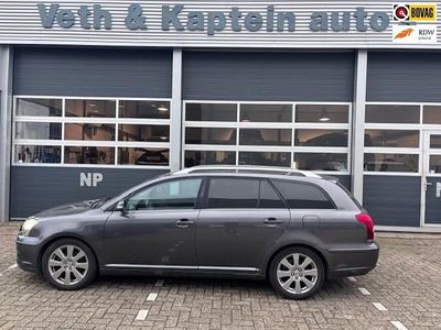 Grijs Gebruikt 2008 Toyota Avensis Business Edition Stationwagen | € 5.500 (Duur)