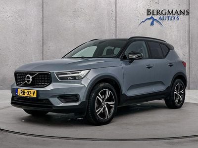 Grijs Gebruikt 2022 Volvo XC40 Momentum SUV | € 34.800 (Goede deal)