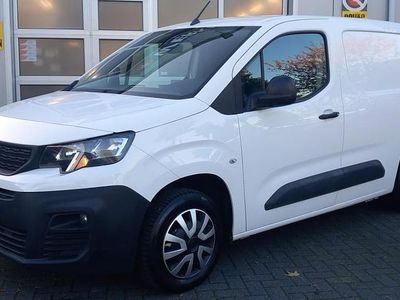 Wit Gebruikt 2020 Peugeot Partner Premium MPV | € 8.950 (Eerlijke prijs)