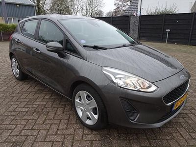 Occasion Ford Fiesta Trend 71 PK (52 kW) 2018 Grijs Hatchback