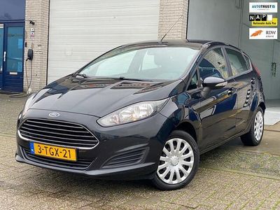 Zwart Occasion 2014 Ford Fiesta Style Hatchback | € 4.750 (Eerlijke prijs)