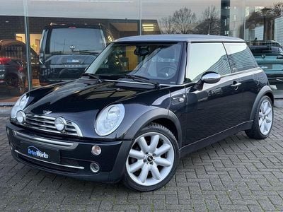 Zwart Gebruikt 2006 Mini Cooper Hatchback | € 3.949 (Eerlijke prijs)