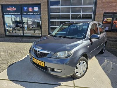 tweedehands Mazda 2 1.4 Touring nieuwe distributieset + waterpomp! AIRCO