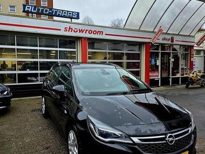Zwart Occasion 2018 Opel Astra Edition Stationwagen | € 6.950 (Goede deal)