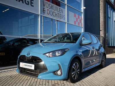 Occasion Toyota Yaris Hybrid Comfort 116 PK (85 kW) 2021 Blauw Hatchback