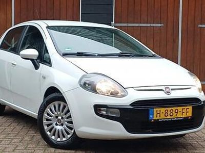 Wit Gebruikt 2011 Fiat Punto Pop Hatchback | € 2.950 (Eerlijke prijs)