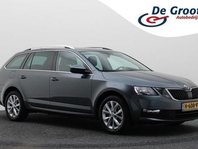 Grijs Occasion 2020 Skoda Octavia Business Line Stationwagen | € 16.950 (Goede deal)