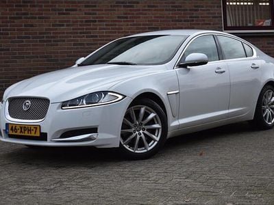 Wit Gebruikt 2012 Jaguar XF Sedan | € 7.949 (Eerlijke prijs)