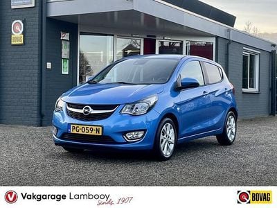 Blauw Gebruikt 2017 Opel Karl Innovation Hatchback | € 9.450 (Eerlijke prijs)