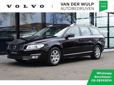 tweedehands Volvo V70 T4 190pk Aut. Polar+ | Schuifdak | Trekhaak | Leder